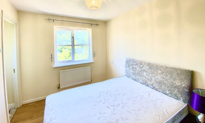 Yeading House | Heathrow House - 4 bedroom 3 bathrooms - London