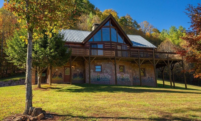 Todd Cabin | Heavenly Hideaway - Privacy, near River & biking