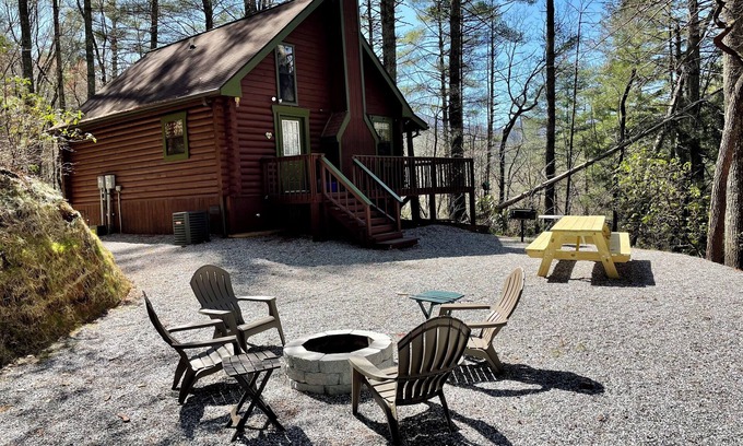 Helen Cabin | Helton Creek Hideaway near Helton Creek Falls