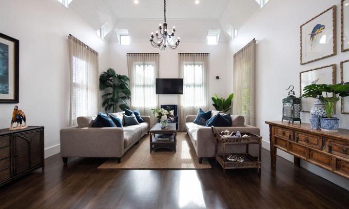 Daylesford House | Hemingway House Daylesford