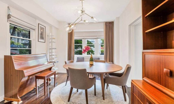 Double Bay Apartment | Henrietta's Gem - Short walk to everything