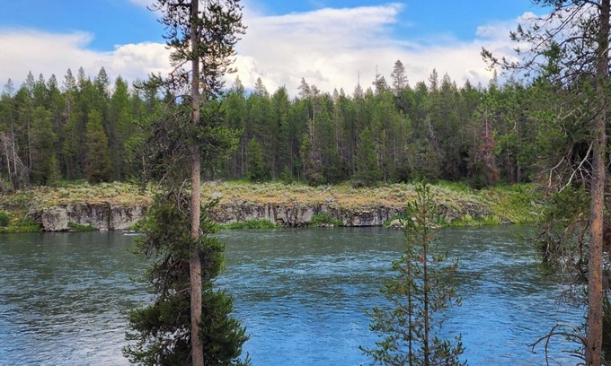 Island Park Cabin | Henry's Fork Retreat, stunning river views, footpath to river