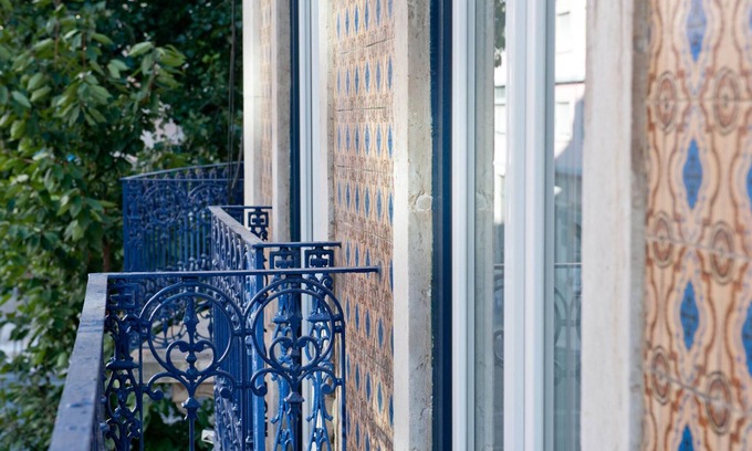 Lisbon Old Town Apartment | Her Majesty at Liverdade Avenue 1E