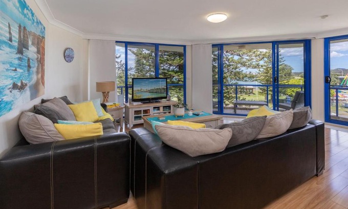 Tuncurry House | Heritage 302