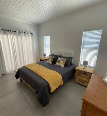 Sandbaai House | Hermanus Holiday Home