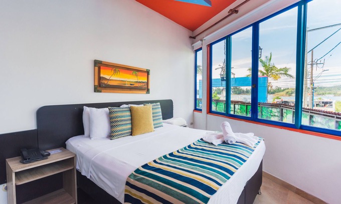 Guatape Hotel | Hermosa Habitación Suite Doble En Guatape