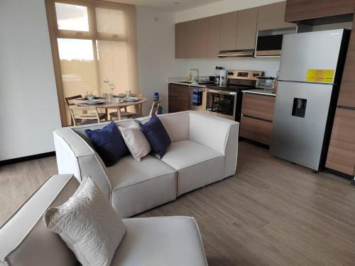 Zona 10 Apartment | Hermoso apartamento nuevo en zona 10!