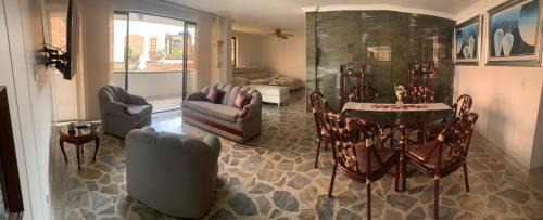 La America Apartment | Hermoso Lugar para alojarse en Medellín