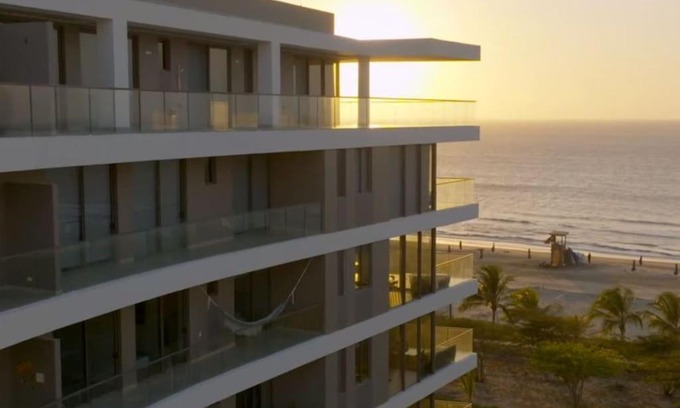 Zona Norte Apartment | Hermoso y con acceso directo a la playa!
