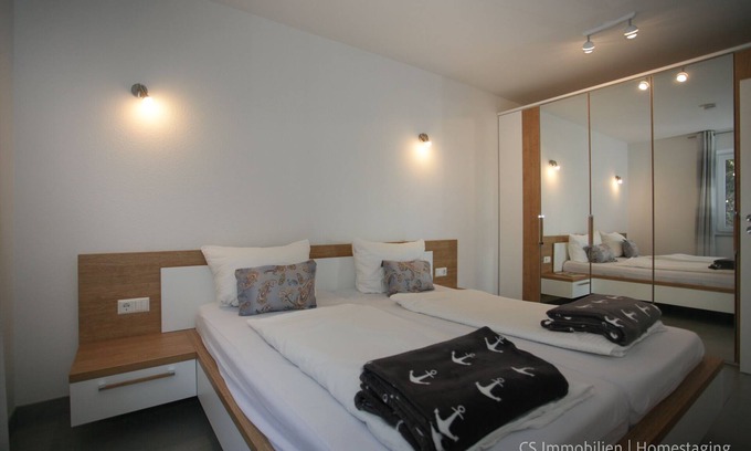 Unteruhldingen Apartment | Herzlich Willkommen in Unserer Ferienwohnung Sonnen-deck!