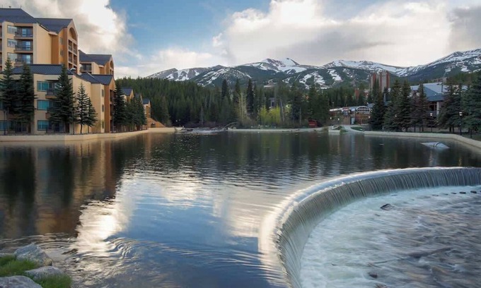 Quandary Village Cabin | Heuston Haus Summary: