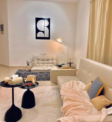 Kluang House | HeySnowy 8-15pax #FreeNetflix #Gated &Guarded #Water Dispenser #Mahjong