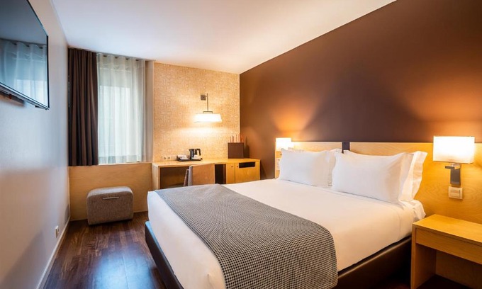 Sao Sebastiao da Pedreira Hotel | HF Fenix Urban