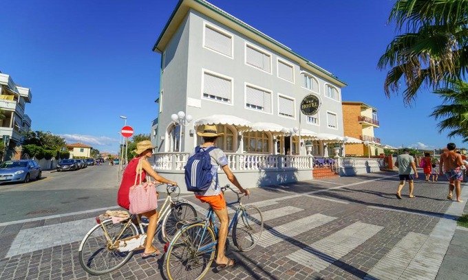 Marina di Cecina Hotel | HG Hotel Il Settebello