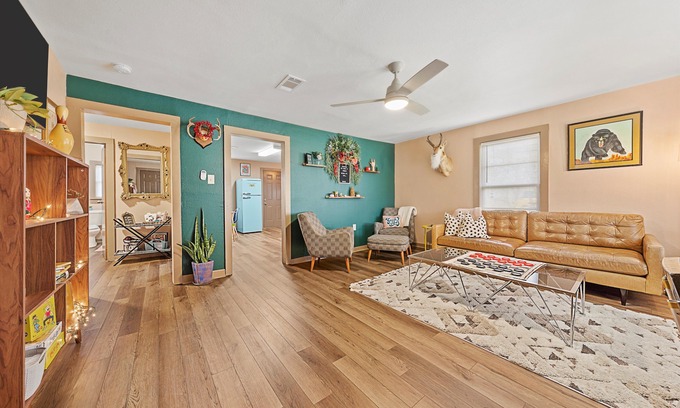 Waco House | Hidden Gem 9mins Magnolia+BU+DT