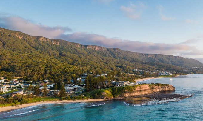 Austinmer House | Hidden Gem in Austinmer - Enjoy the laid-back coastal lifestyle! nnn