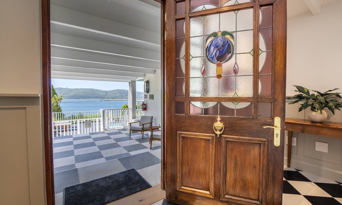 Paradise House | Hide Away Guest House
