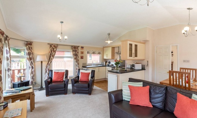 Troutbeck Cottage | HIDEAWAY LODGE, pet friendly in Windermere