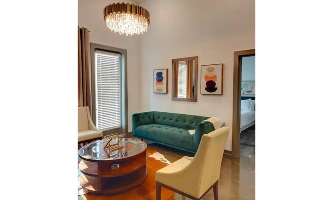 Madison House | Hideaway Salt water pool & 24/7 fitness gym