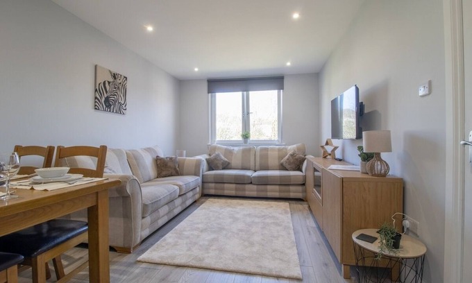 Motherwell Apartment | Highfield Apartment - 2 bedroom