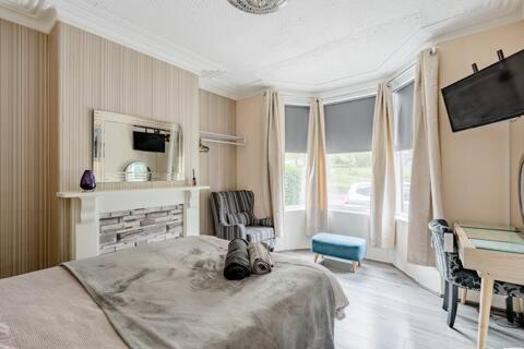 Sheffield House | Highfields House - Free Wifi - Free Local Parking