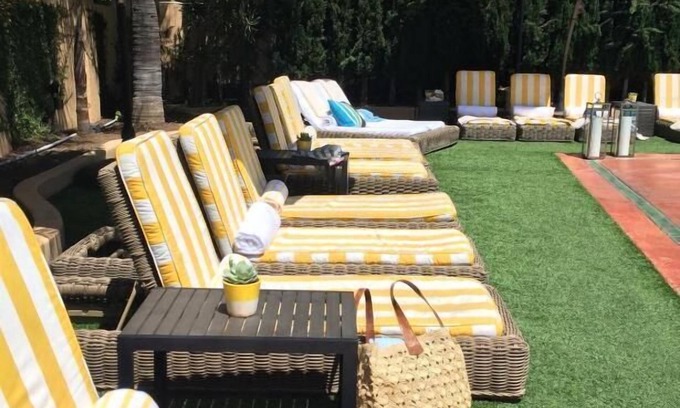 East Hollywood Hotel | Hiking Break at Runyon Canyon Park! Pet-friendly Room, Pool, Onsite Parking!