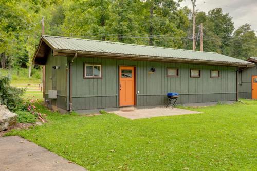 Hillsgrove House | Hillsgrove Cabin 9 Mi to Worlds End State Park!