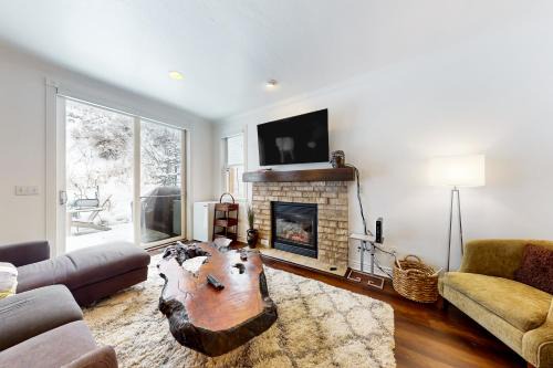 Downtown Park City House | Hillside Hideaway