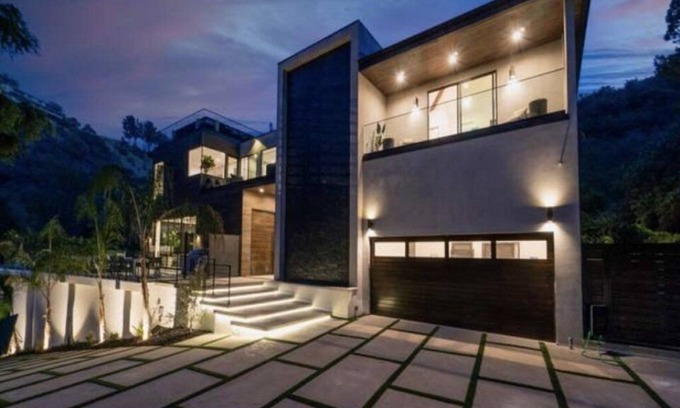 Bel Air Villa | Hillside Oasis Estate (Brand New)