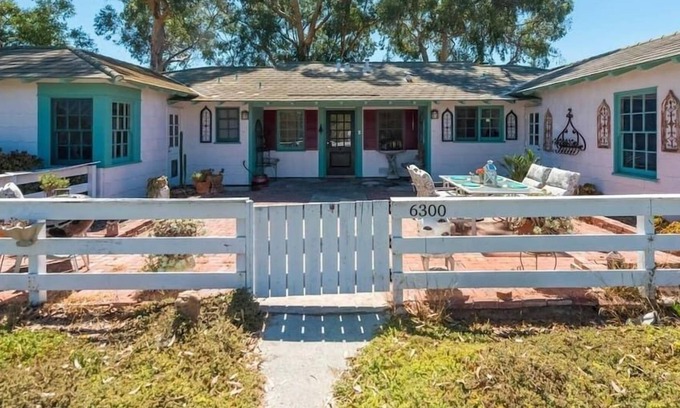 Encanto Cottage | Hilltop Cottage - Incredible views of San Diego!