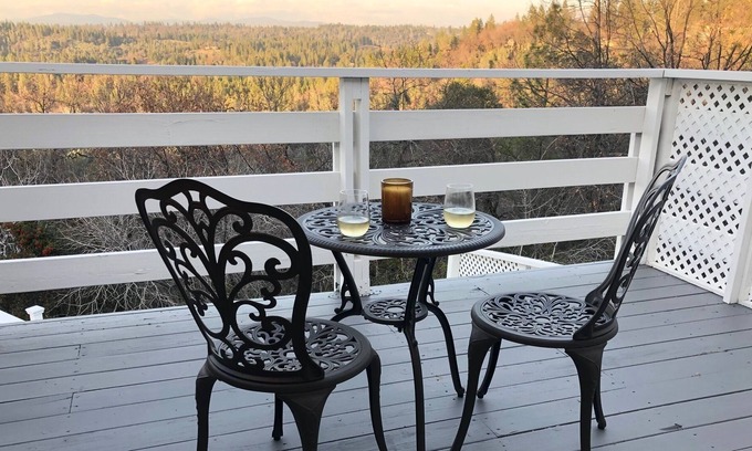 Placerville Apartment | Hilltop Oasis with Spectacular View
