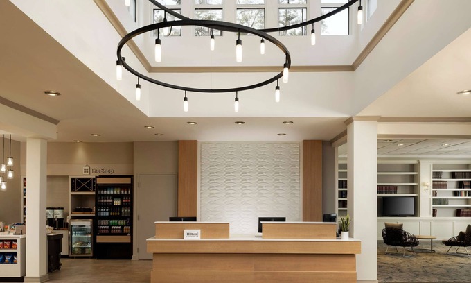 Burlington Hotel | Hilton Garden Inn Boston-Burlington