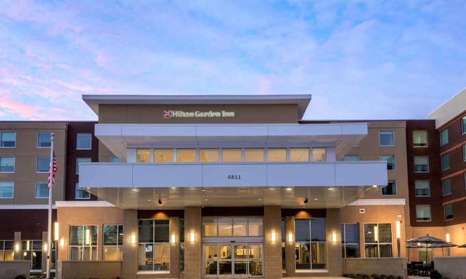 Germantown Hotel | Hilton Garden Inn Memphis East/Germantown, Tn