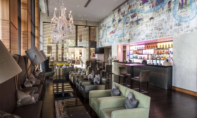 Colnbrook Hotel | Hilton London Heathrow Airport Terminal 5