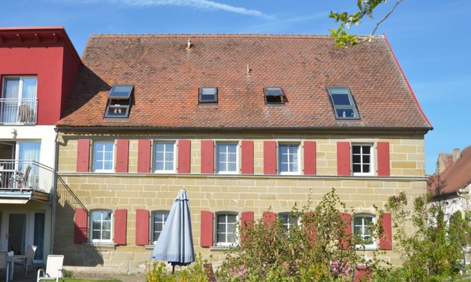 Binzwangen Apartment | Himbeerblüte