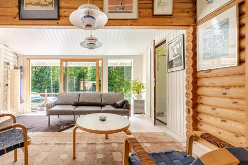 Siikaranta Ski Chalet | Hirsimökki kansallispuistossa