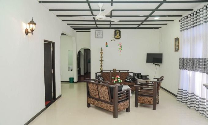 Thiranagama Villa | Hirusha Villa