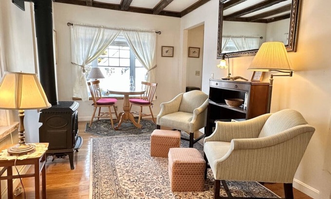 Bar Harbor Cottage | Historic 1850 Downtown Retreat [Driftwood Cottage]