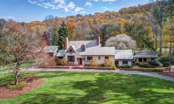Skyland House | Historic 8 BR Tudor on 3 1/2 Acres. Private estate and beautiful setting.