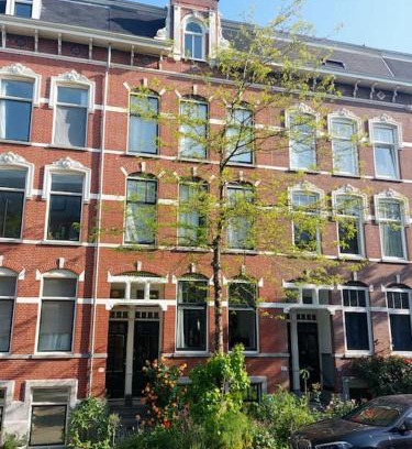 Delfshaven Apartment | Historic apartment very close to city center