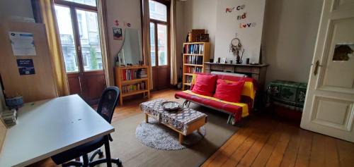 Stalingrad Apartment | Historic Brussels