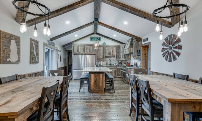 Luck Cabin | Historic Calderwood Lodge - Bone Lake - Luck, WI
