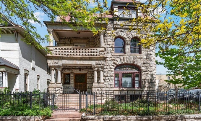 Uptown Apartment | Historic Denver Apt Steps From Fillmore Theatre
