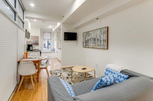 Old Town Alexandria Apartment | Historic Dtwn Alexandria Studio Dogs Welcome!