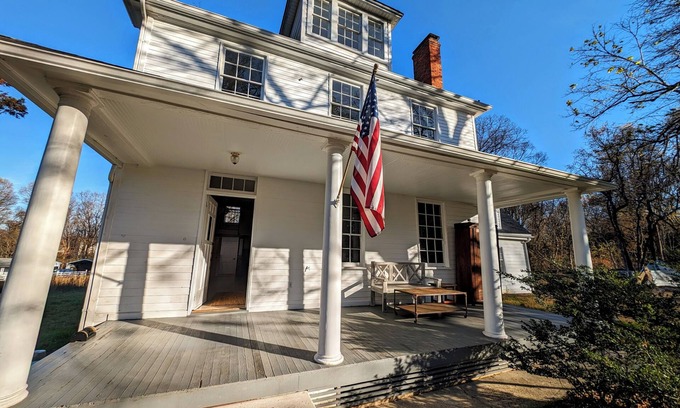 Croom Other | Historic Farmhouse 30 minutes to DC/Annapolis. 4BR Large and Inviting, Zipline