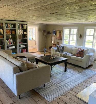 Tvaaker House | Historic Halland Farmhouse By Åkulla Beech Forests