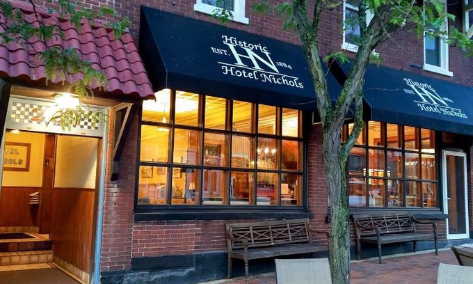 South Haven Hotel | Historic Hotel Nichols