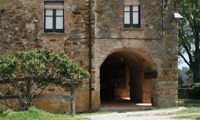 Bordils House | Historic house with biological pool