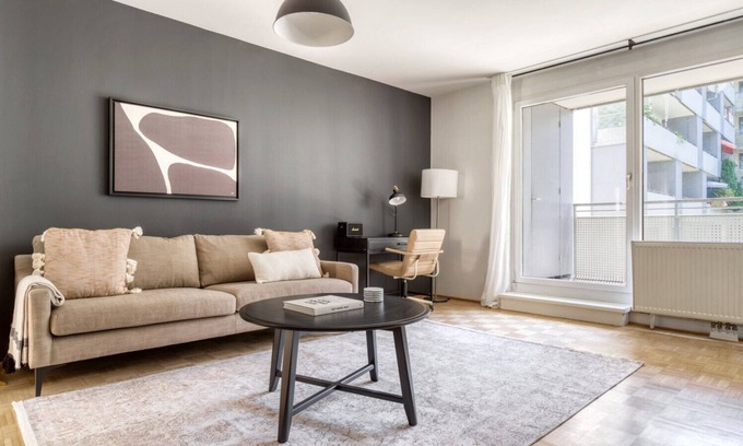 Stuwerviertel Apartment | Historic Leopoldstadt 2BR w/Elevator, nr Donau Island, by Blueground