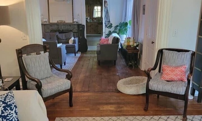 Northport House | Historic Skye House in the Heart of Northport